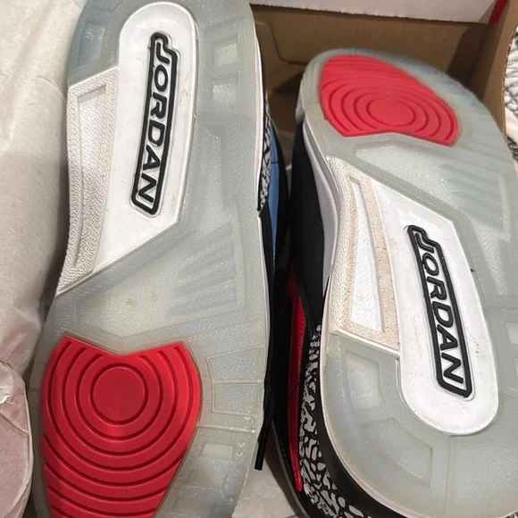 Nike Black and Blue Sneakers with Elephant Print - Picture 2 of 4